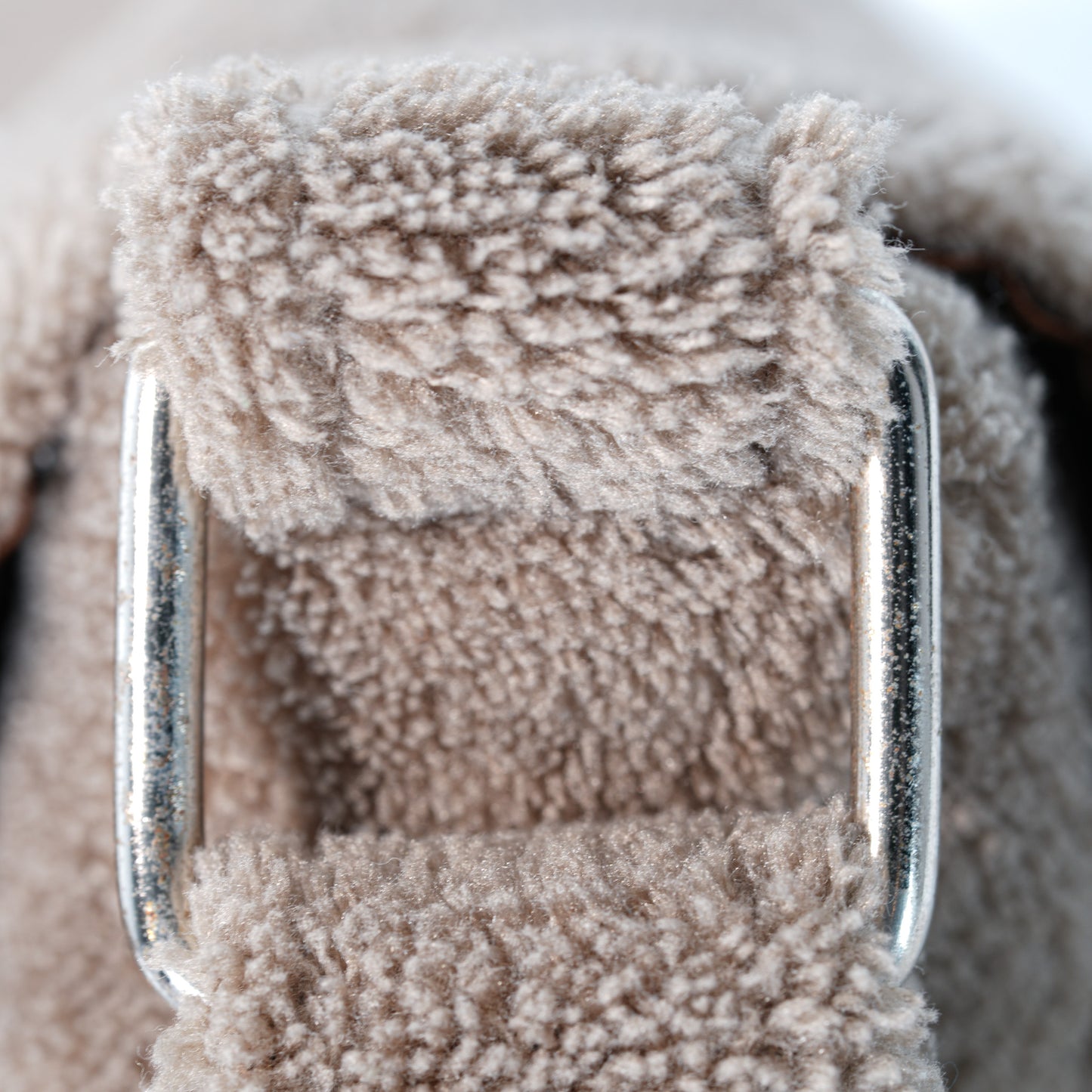 パイルショルダーバッグベージュ