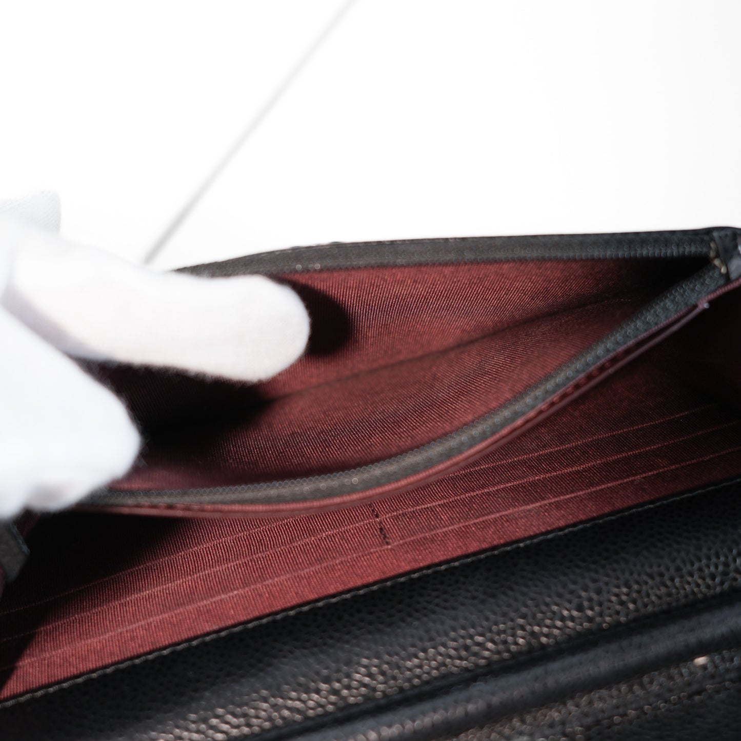 マトラッセ キャビアスキン チェーンウォレット ブラック シルバー金具