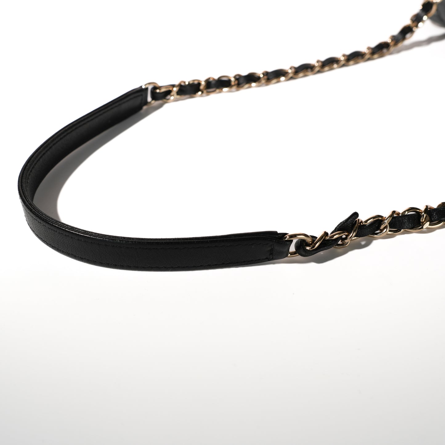 シャネル トレンディCC ラムスキン ブラック ゴールド金具