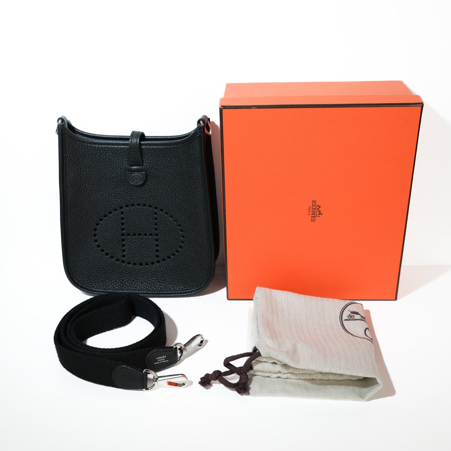 エブリン16 TPM アマゾン トリヨンクレマンス ノワール シルバー金具 Y:2020年