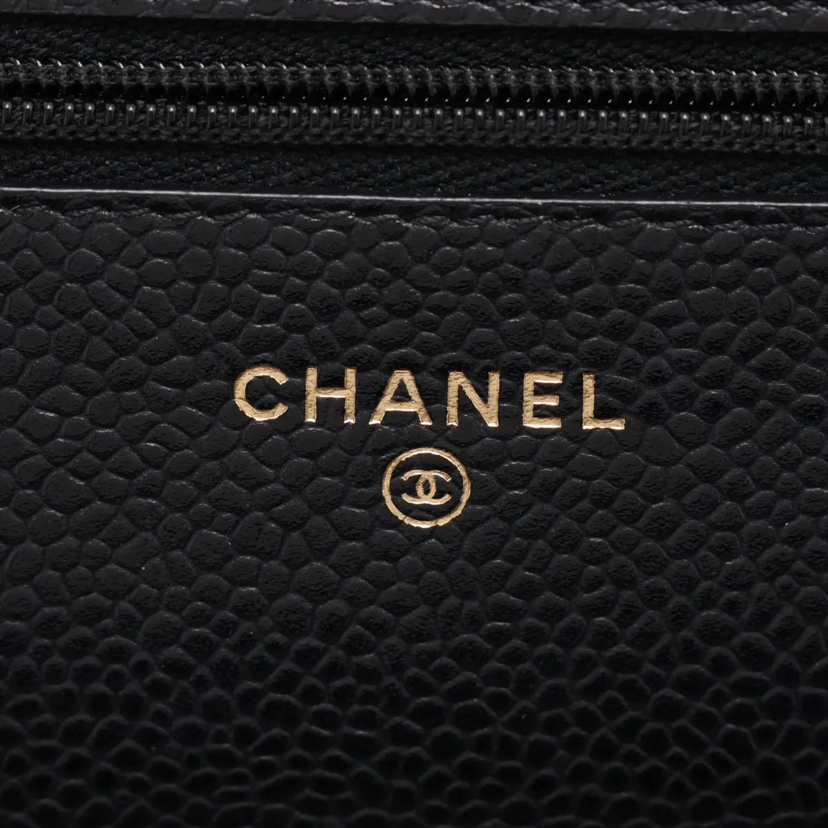 Matelasse Caviar Skin chain wallet black