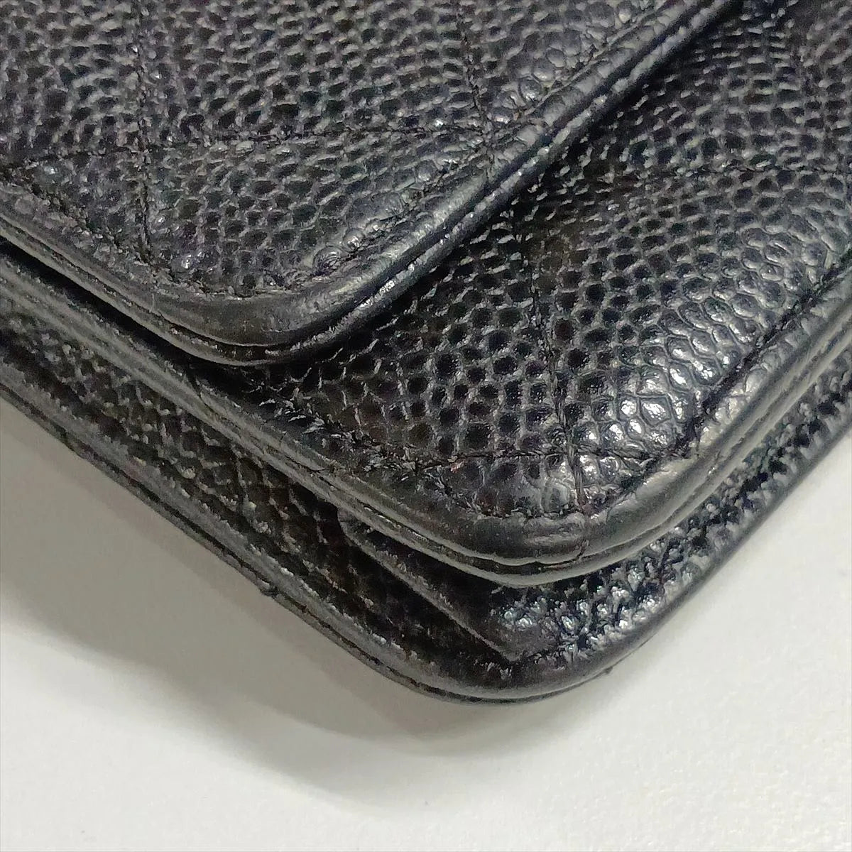 Matelasse Caviar Skin chain wallet black