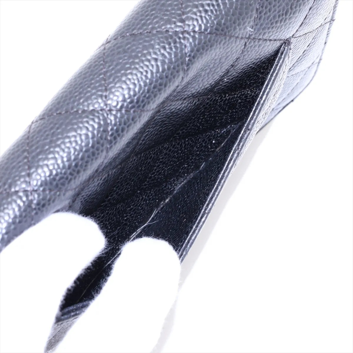 Matelasse Caviar Skin chain wallet black